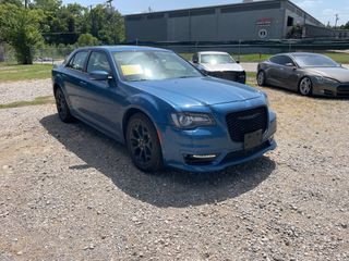 2023 Chrysler 300 Touring L AWD - Exterior Front Right Corner Image